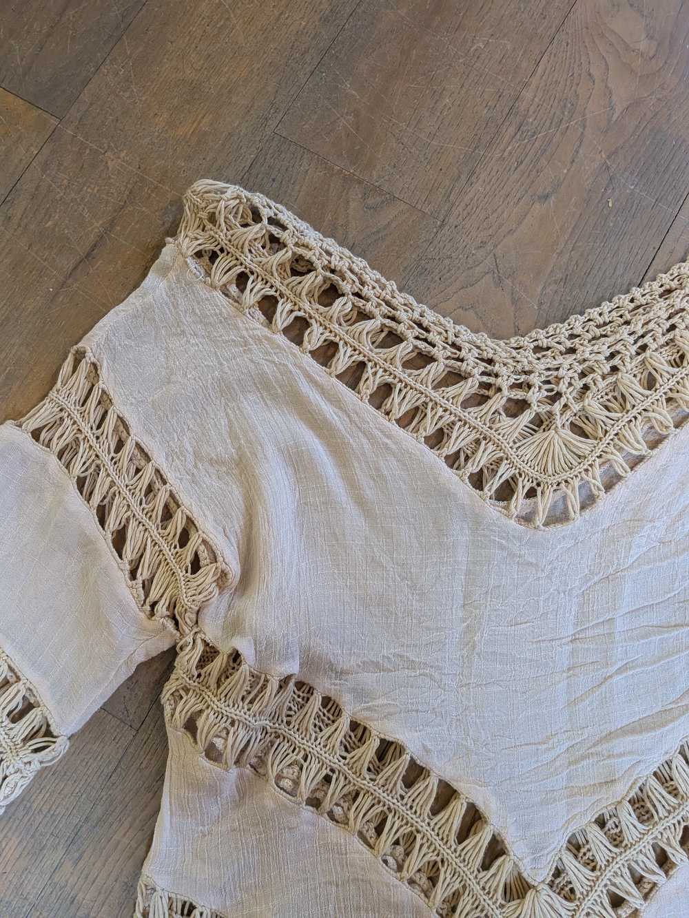 ✨5 For $25 Boho Crochet Trim Cream Tunic Top - Picture 3 of 4